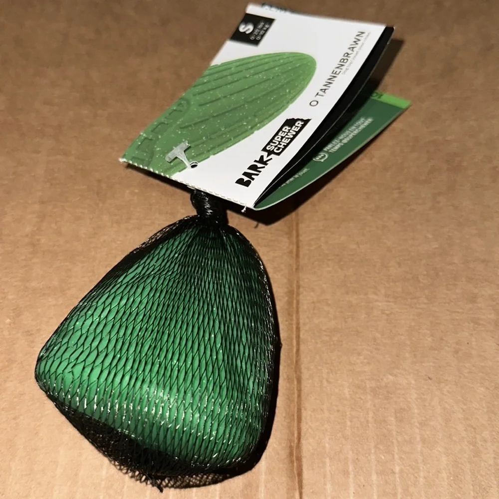Bark box SuperChew o’tannenbrawn​ Christmas Dog Toy